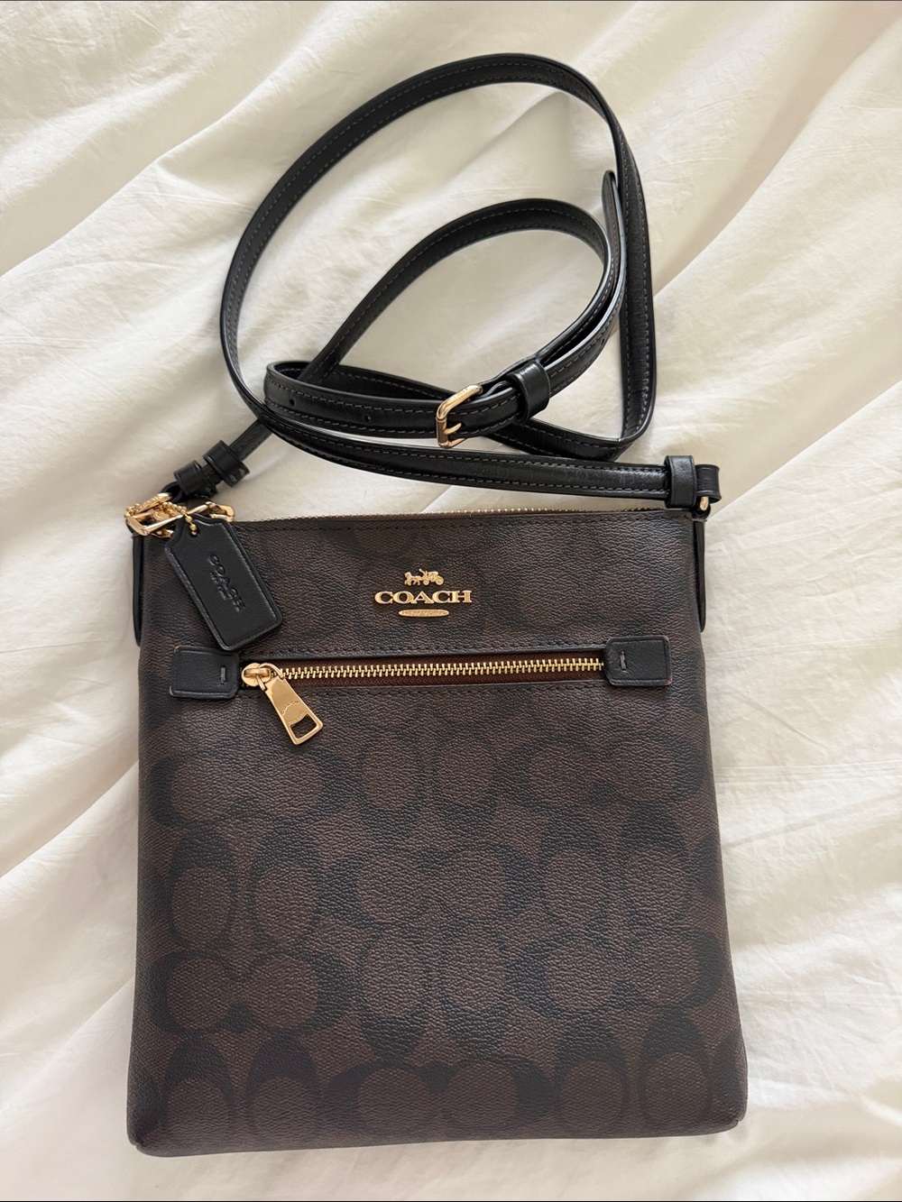 Authentic Coach Brown Signature Crossbody with Black Strap